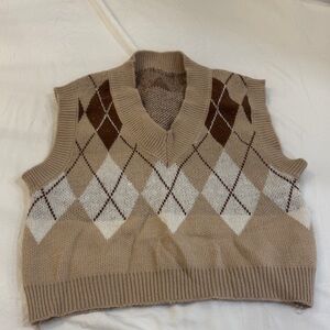 Argyle Knit Sweater Vest in Tan and Brown